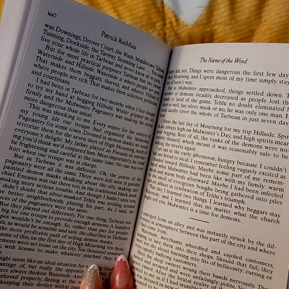 The Name of the Wind by Patrick Rothfuss - Picture 4 of 5